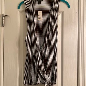 Banana republic large top